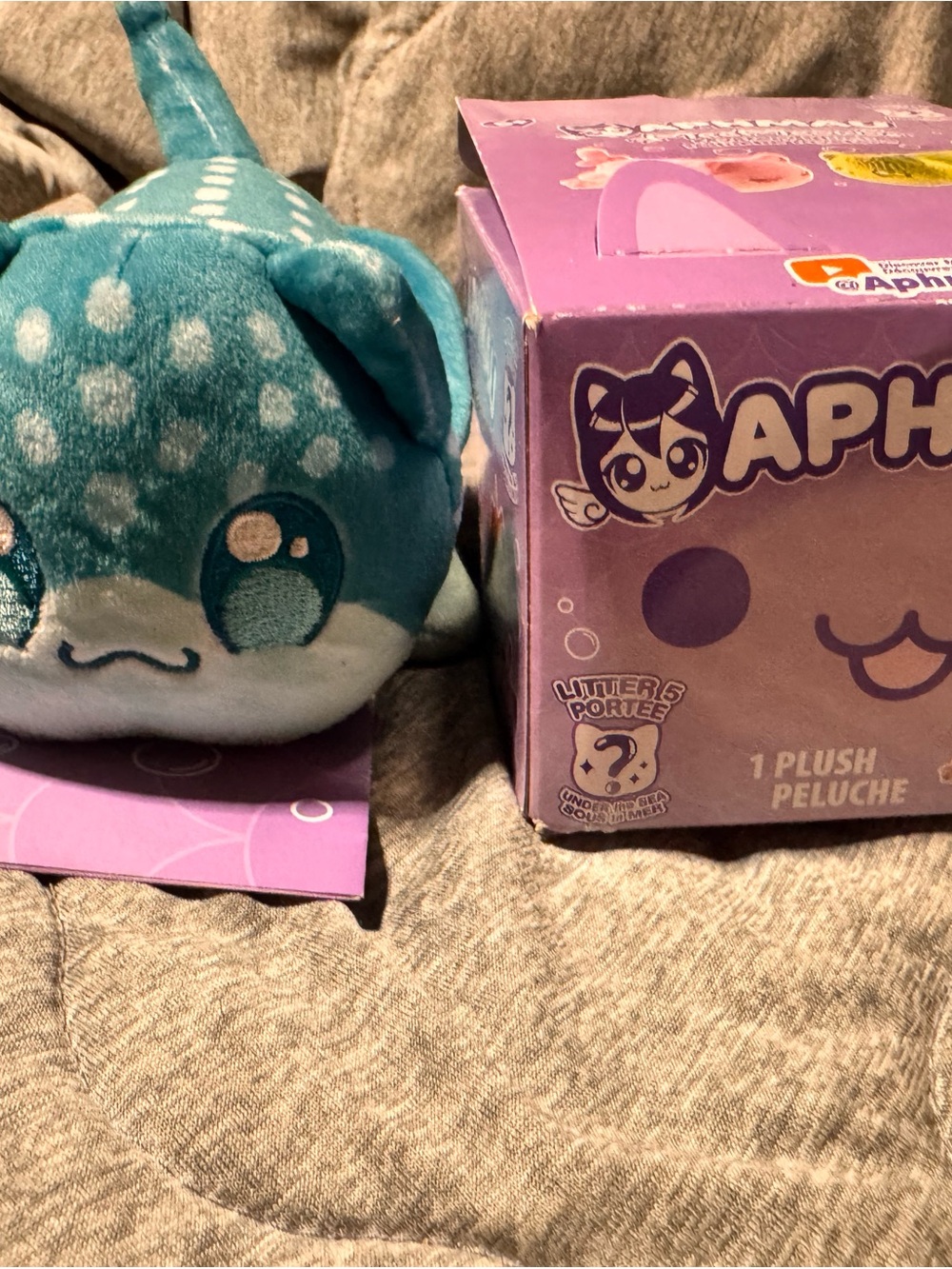 Aphmau Meemeow Sting Ray Cat
